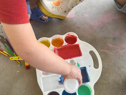 DIY SIDEWALK CHALK DELUXE