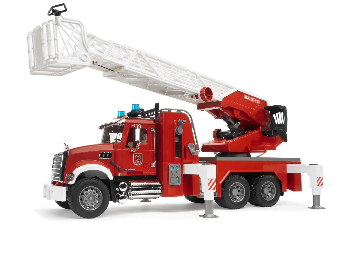 Mack Granite Fire Engine with Water Pump
